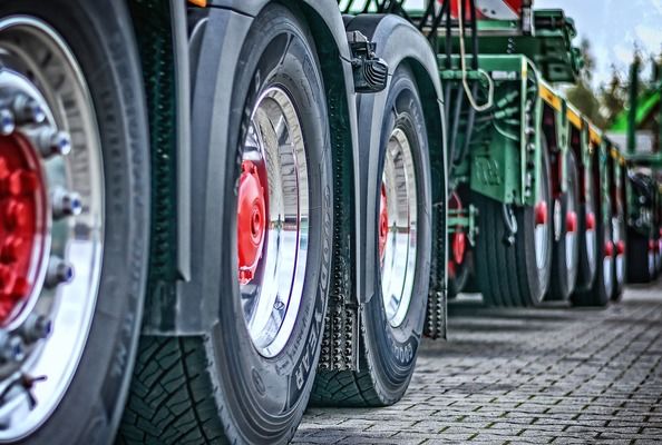 Аграрии в прошлом году официально купили более полутысячи грузовиков 