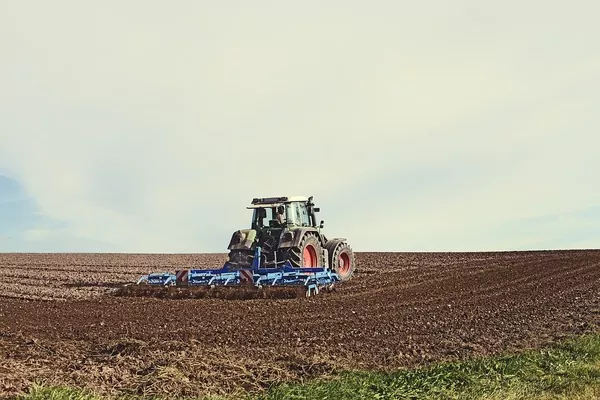 План виконано: аграрії забезпечені міндобривами на 104%