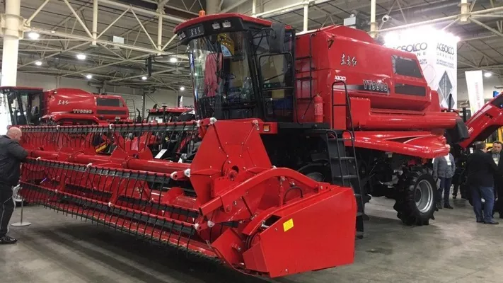 На виставці «АгроВесна 2020» презентували  китайські комбайни YTO