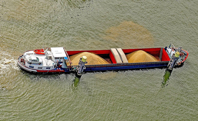 Цьогоріч збільшиться обсяг річкових перевезень зерна