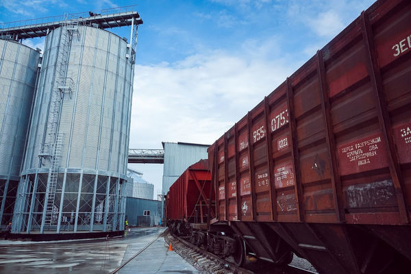 «Укрзалізниця» на 2 місяці відкладає введення нового договору про перевезення вантажів 