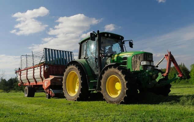 Кабмін дозволив продаж запчастин для сільгосптехніки під час карантину