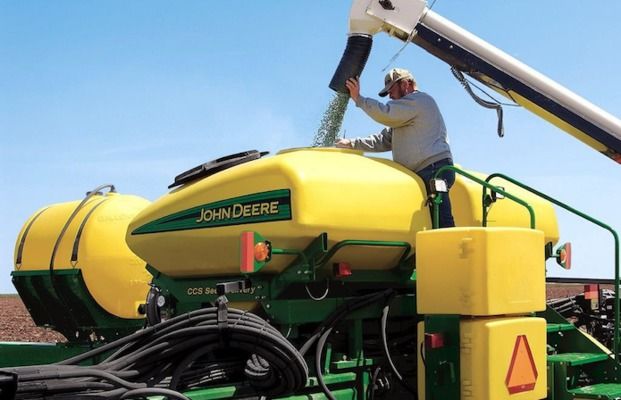 John Deere разработала новую высевающую секцию Exact Emerge