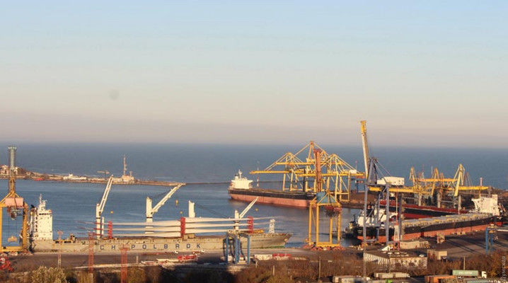 В Черноморском порту построят новый терминал
