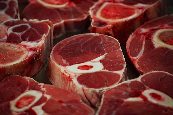 У травні знизилися світові  ціни на м'ясо 