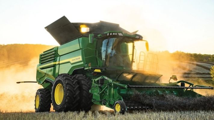 Компанія John Deere презентувала оновлену лінійку жаток для комбайнів 