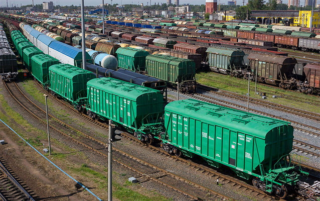 В «Укрзалізниці» укладають контракти на довгострокові перевезення