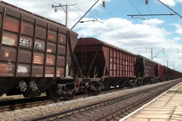 Уменьшились объемы перевозки зерна железной дорогой