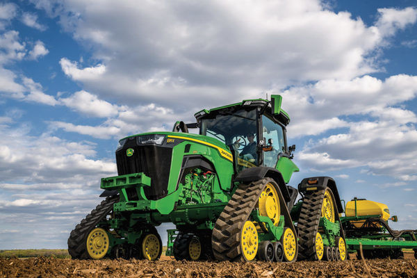 John Deere установила мировой рекорд по количеству засеянных гектаров за 24 часа