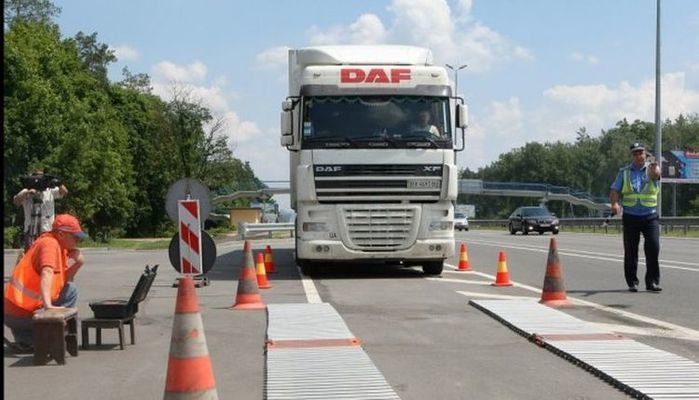 В Україні відправників вантажів штрафуватимуть за порушення вагових норм