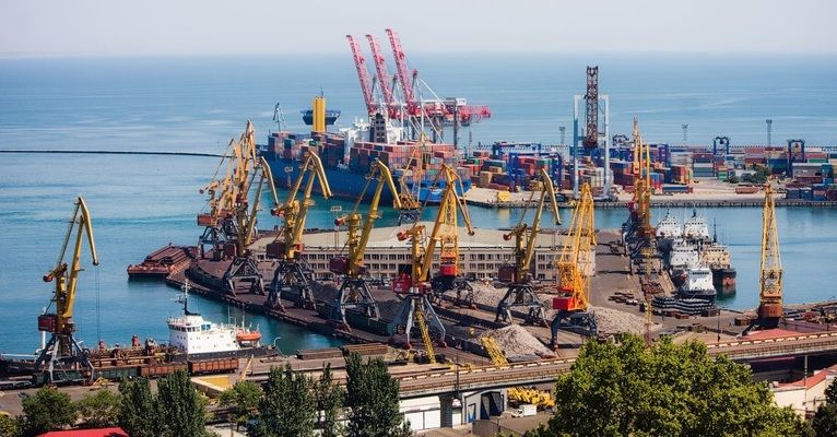 АМКУ дозволив "Євротерміналу" стягувати з перевізників плату за проїзд до Одеського порту