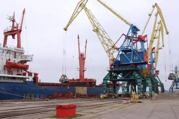 У порту Ізмаїл готують до відправки партію шроту для Єгипту 