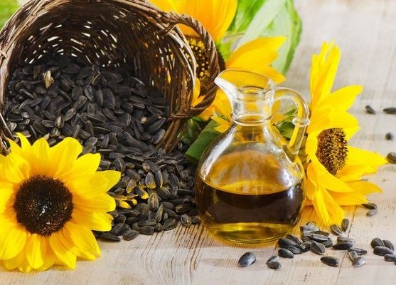 Виробництво рафінованої соняшникової олії в Україні скоротилося на третину