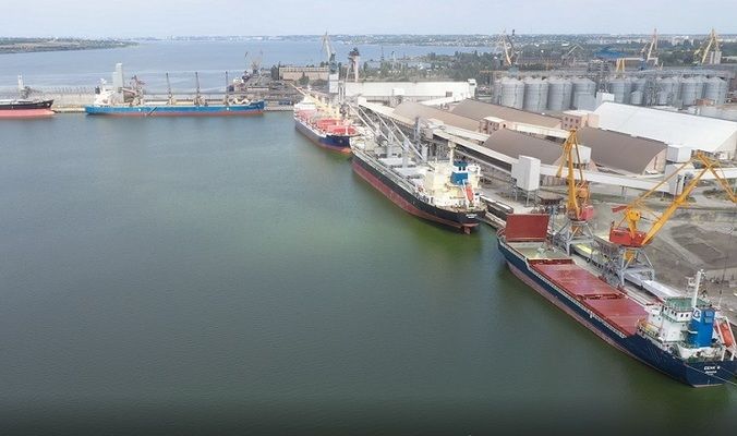 Порт «Ника-Тера» принял рекордный груз шрота