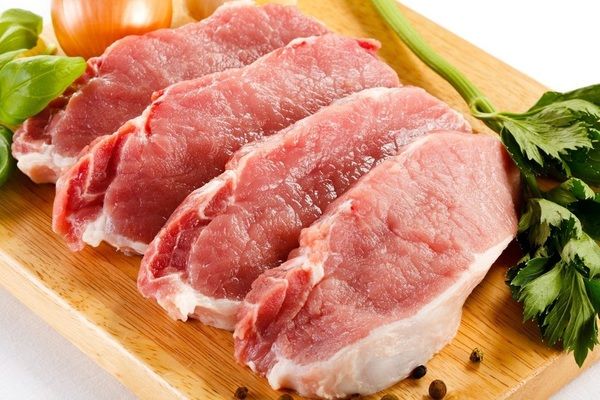 Цены на украинскую свинину снижаются несмотря на предновогодний период