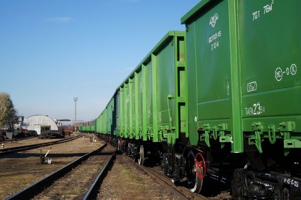 АТ «Укрзалізниця» планує оновити парк вантажних вагонів