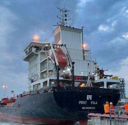 Учора до Одеси прибув перший танкер за українською олією