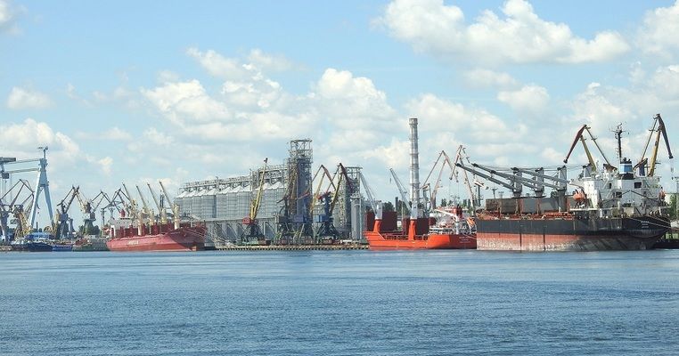 Миколаївський порт наразі не можуть використовувати для експорту української сільгосппродукції