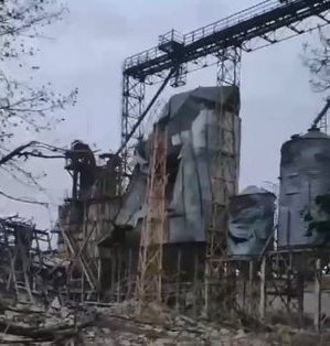 Из-за обстрела элеватора на Николаевщине уничтожены тысячи тонн зерна