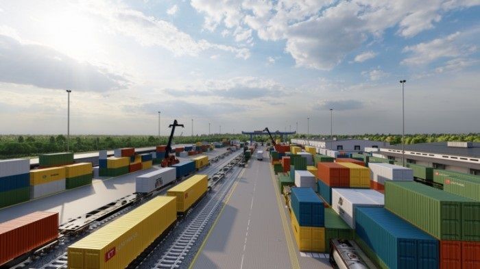 Во Львовской области запустили современный контейнерный терминал
