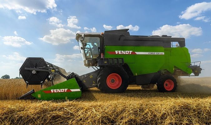 У компанії Fendt презентували нову серію зернозбиральних комбайнів