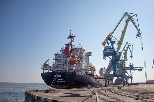 В общей сложности украинское зерно может экспортироваться до 4 морских портов ЕС - эксперты