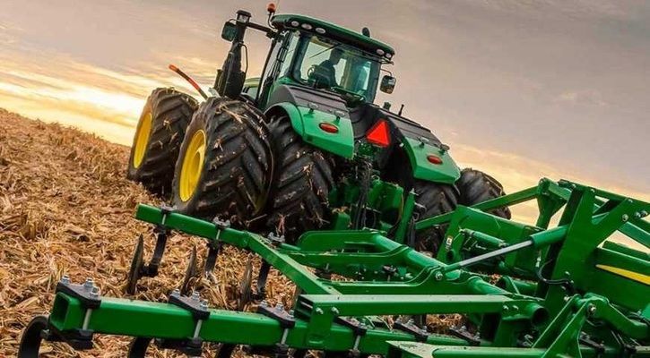 Импорт сельхозтехники в Украину сократился на треть