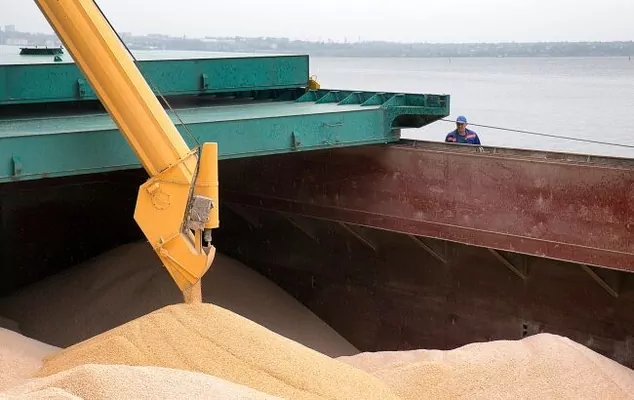 Украина доставила в Йемен огромное судно с пшеницей
