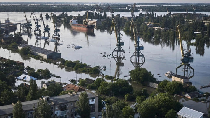 Украина потеряет значительную часть урожая из-за уничтожения Каховской ГЭС