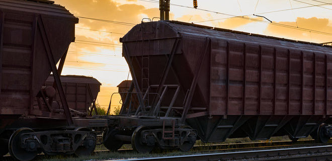 Скільки тонн зернових перевезла Укрзалізниця у жовтні?