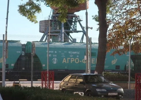 Росія нарощує обсяги вивезення українського зерна через Крим