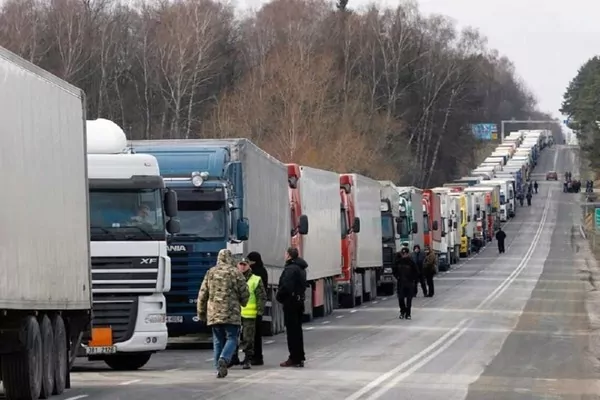 Польські фермери погрожують відновити протести на кордоні з Україною