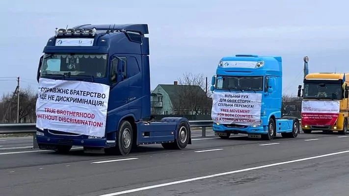 Украинские перевозчики начали акцию протеста на границе с Польшей