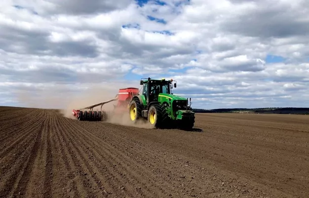 Одесские аграрии начали сев яровых зерновых культур