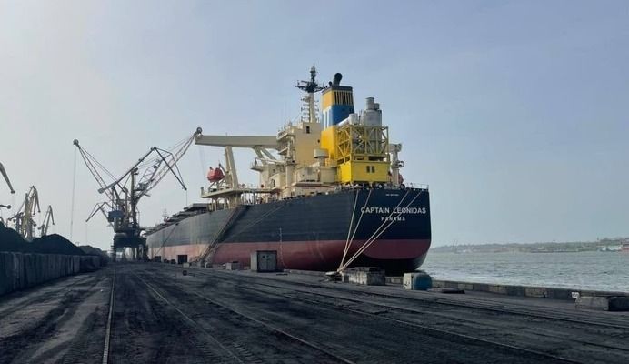 Из украинского порта вышло судно с рекордным грузом