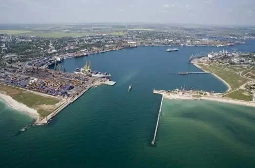 Отгрузка аграрной продукции из Черноморска постепенно возобновляется после российской ракетной атаки