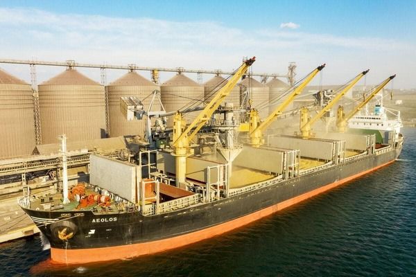 У портах Великої Одеси стрімко зростають обсяги вивантаження зерна