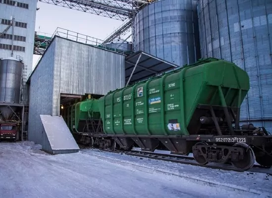 Укрзалізниця знову відкоригує ціни на оренду вагонів