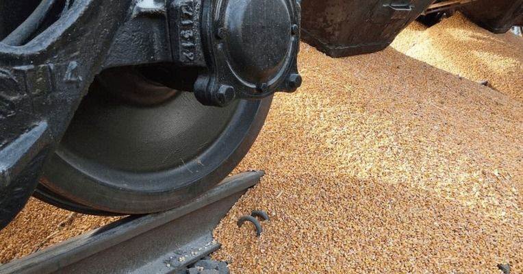 Отмена скидок на железнодорожные перевозки: аграрии прифронтовых территорий ждут решения от правительства