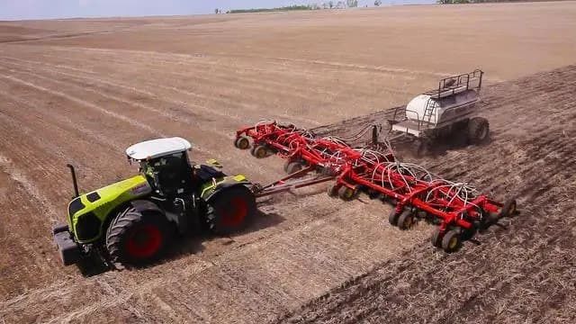 Аграрії отримали 138 млн грн компенсацій за українську техніку