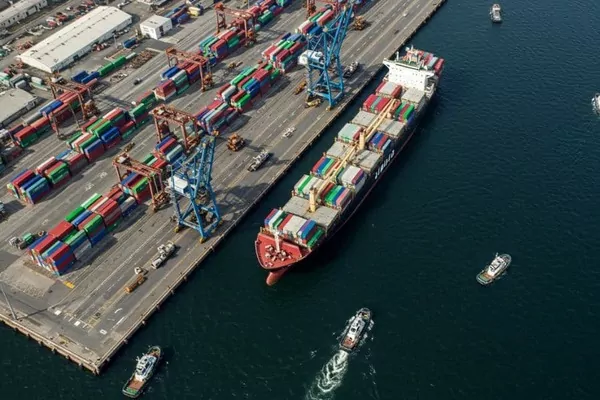 Удари рф підвищують вартість морської логістики: альтернативи експерти не бачать