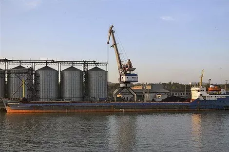 Порт Азов за 7 месяцев 2017г. увеличил отгрузку зерна на 0,6%
