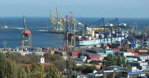 В январе-сентябре порт "Черноморск" перевалил 6 млн т зерна