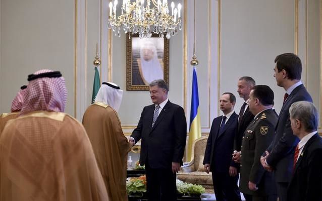 Порошенко запросив саудівські компанії взяти участь у приватизації в Україні
