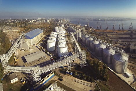 В 2017 г портовые мощности зерноперевалки в Украине выросли на 1,75 млн т 