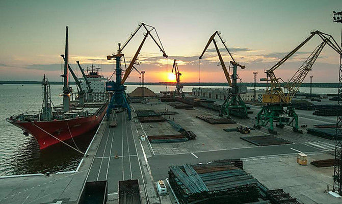 Миколаївський порт за рік перевантажив понад 9 млн тонн зерна