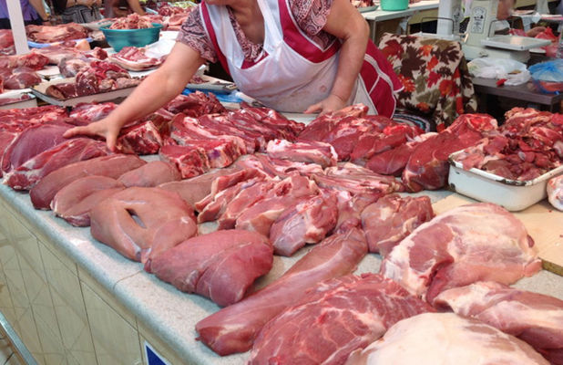 В Украине предложили запретить продажу домашнего мяса
