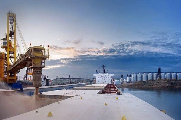 К 2020 г. порт Черноморск сможет переваливать до 23 млн т зерна в год
