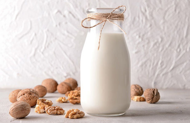 В Украине начнут производить ореховое молоко