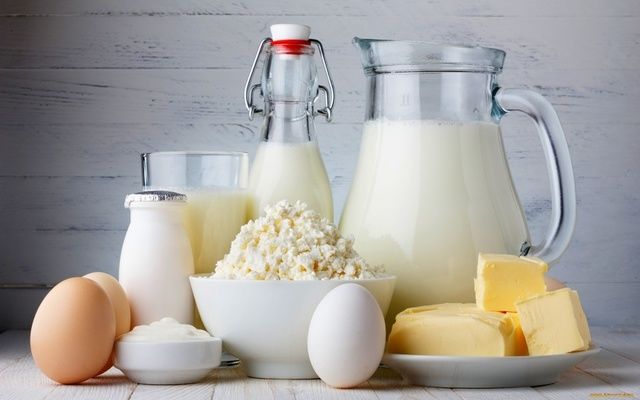 Прибутковість виробництва молока в Україні падає з початку року